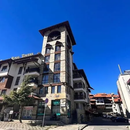 The Tower - Lovely @ Royal Towers 班斯科