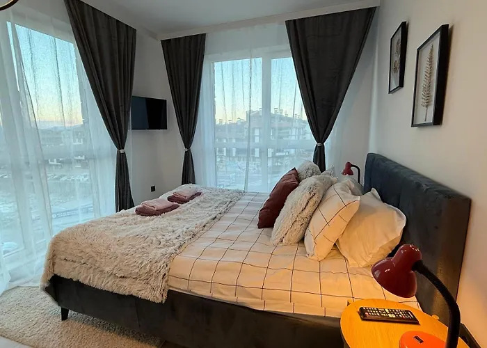 The Tower - Lovely @ Royal Towers Appartamento